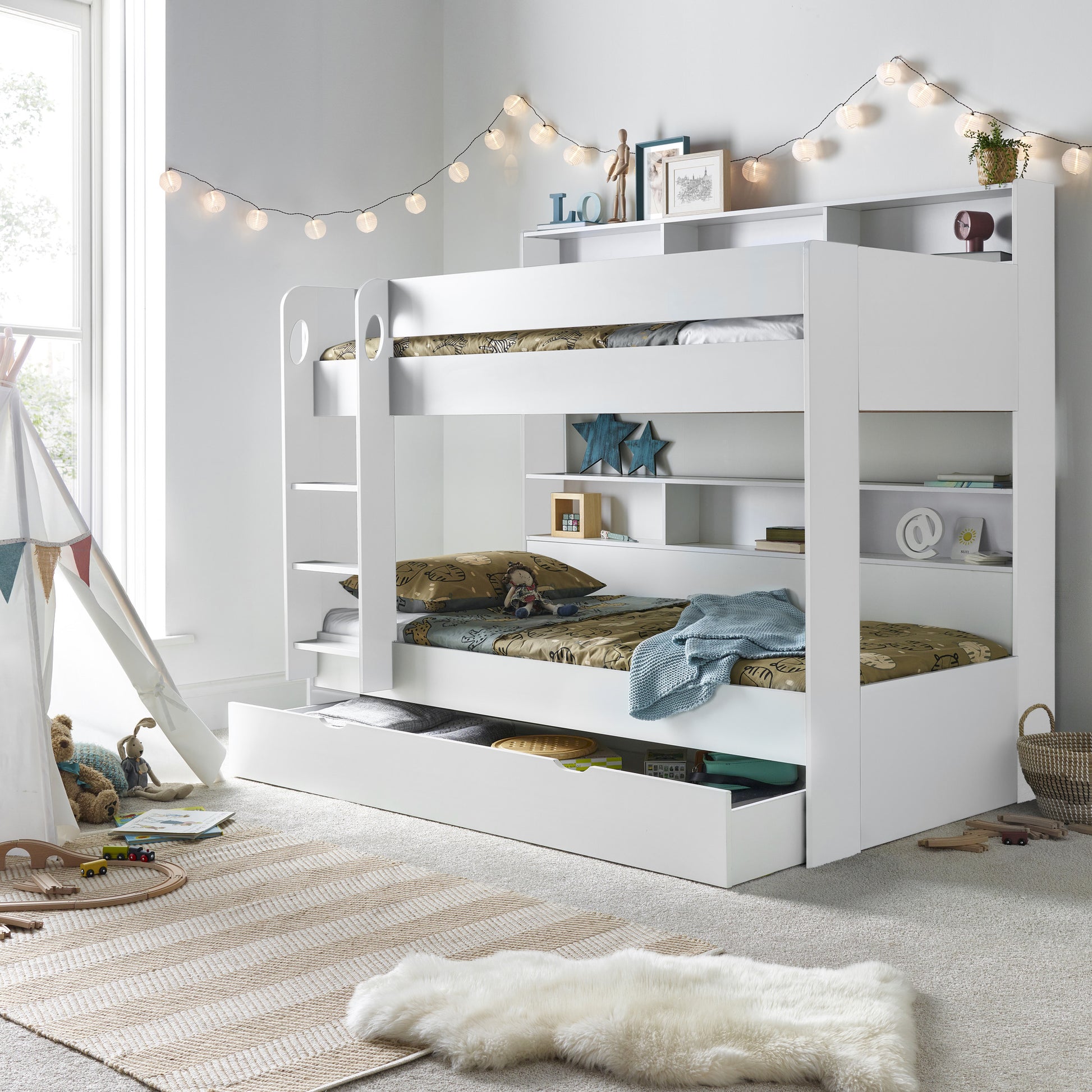 {{ product_title }} - {{ variant_title }} | Children's Furniture by {{ product_vendor }}